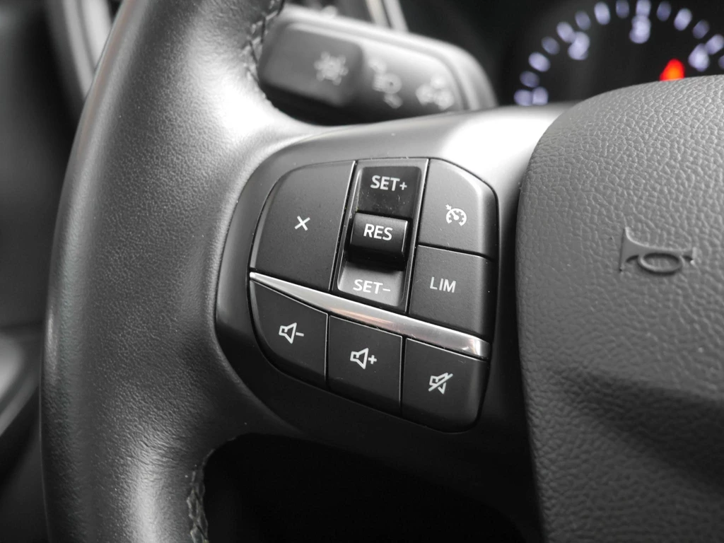 Ford Kuga – foto 18