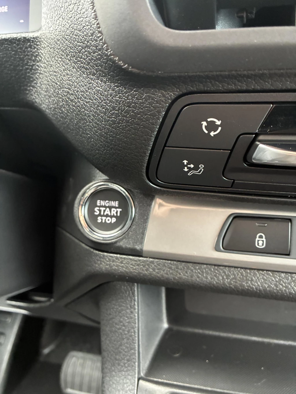 Opel Vivaro-e – foto 23