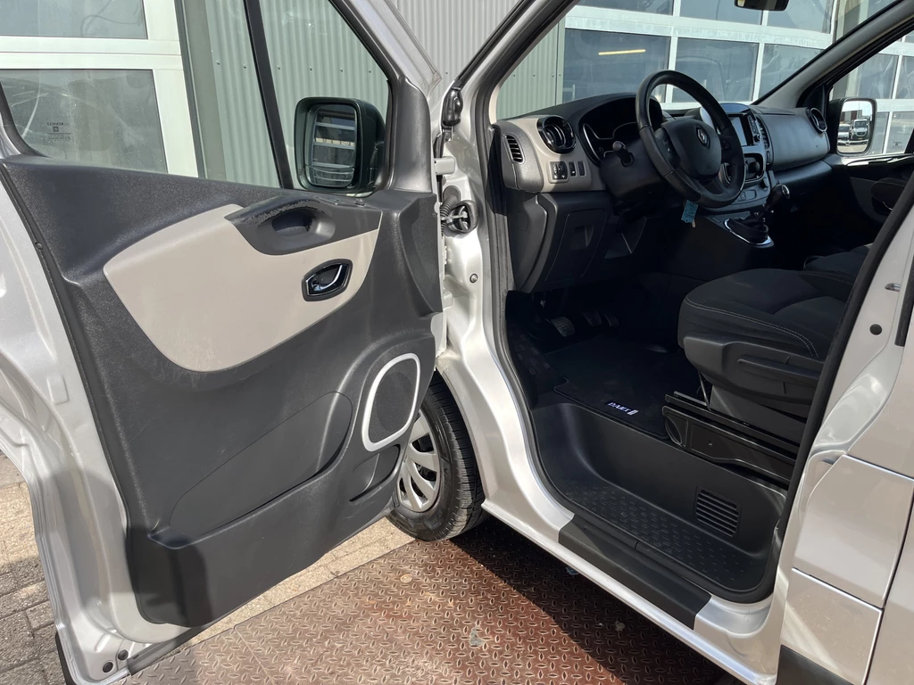 Renault Trafic – foto 11