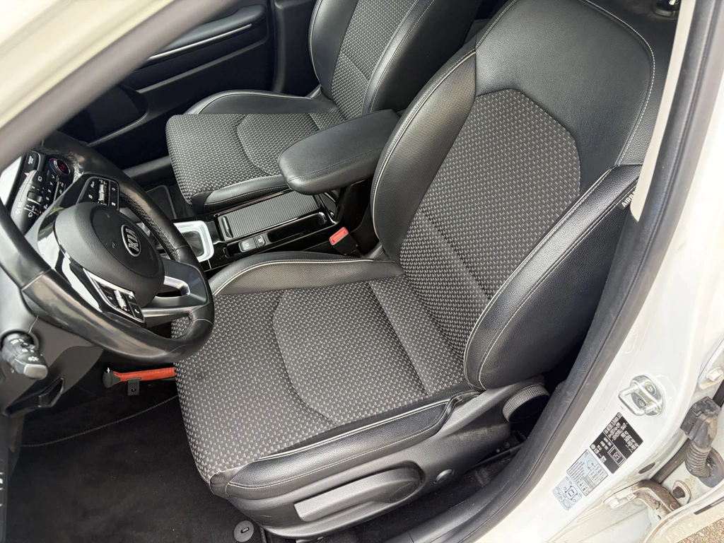 Kia Ceed – foto 14