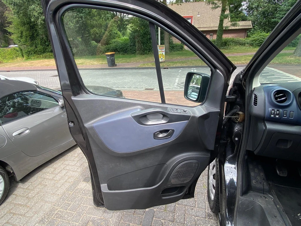 Opel Vivaro – foto 10