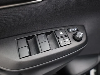 Toyota Yaris – thumbnail 34