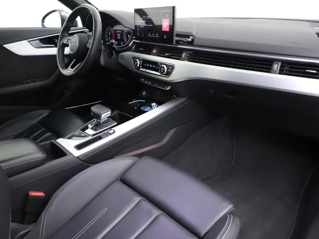 Audi A4 – foto 14