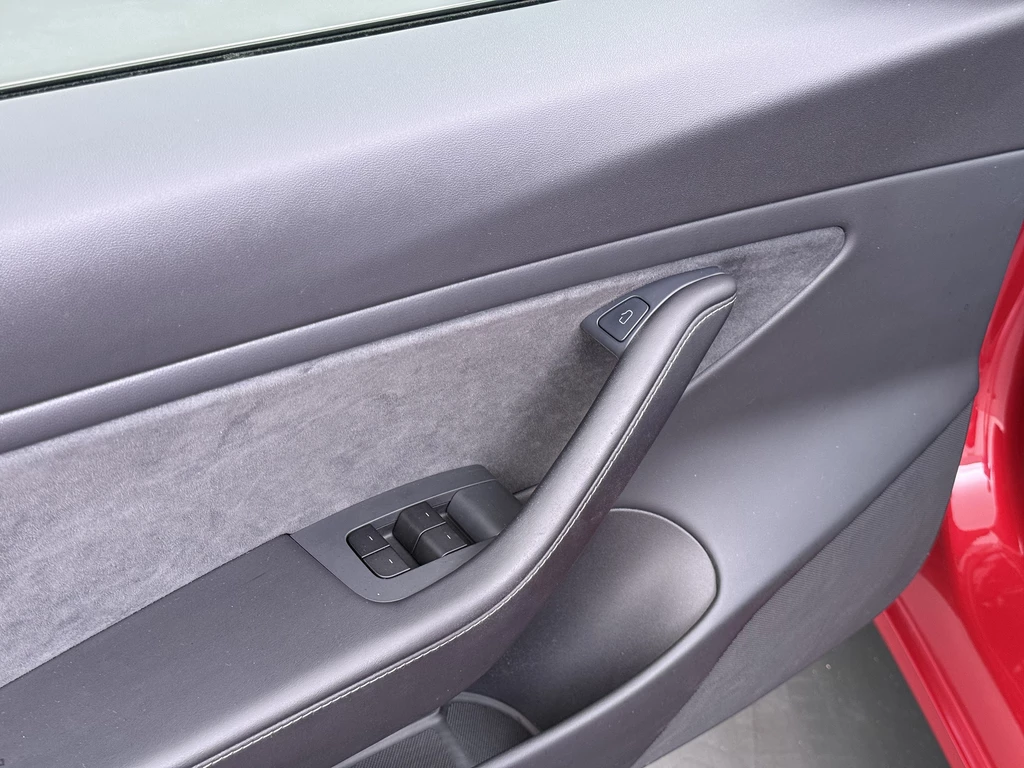 Tesla Model 3 – foto 32