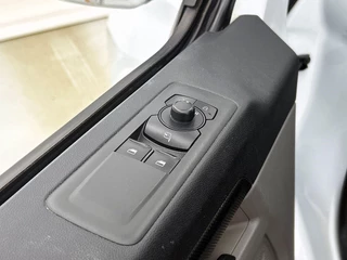 Ford Transit Custom – thumbnail 29
