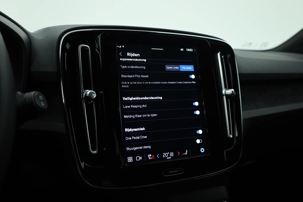 Volvo XC40 – foto 31
