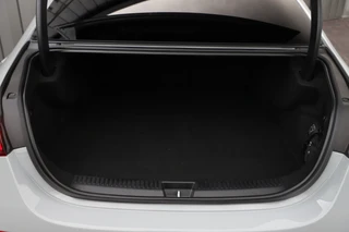 Mercedes-Benz E-Klasse – thumbnail 40