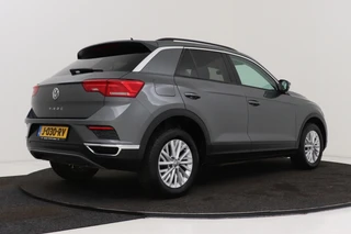 Volkswagen T-Roc – thumbnail 8
