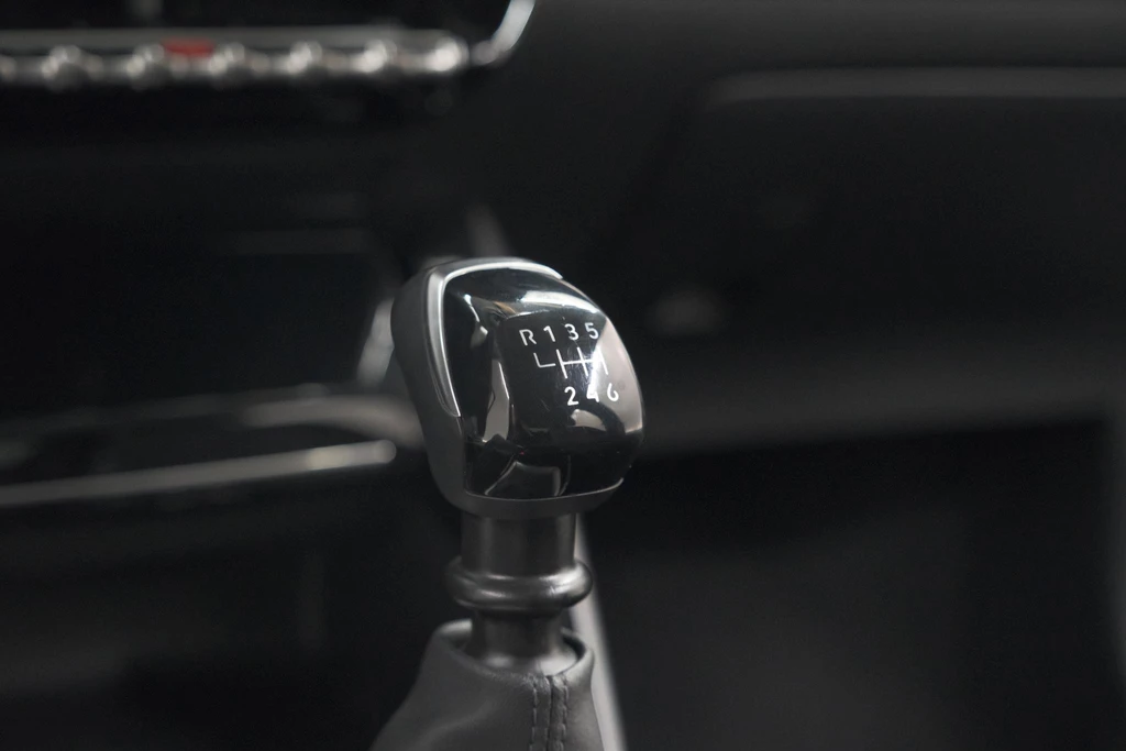 Peugeot 208 – foto 48