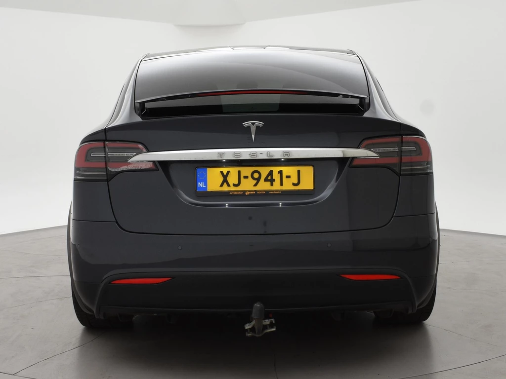Tesla Model X – foto 6