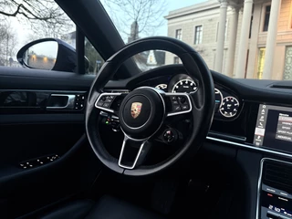 Porsche Panamera – thumbnail 25