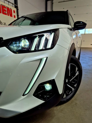 Peugeot 2008 – thumbnail 2