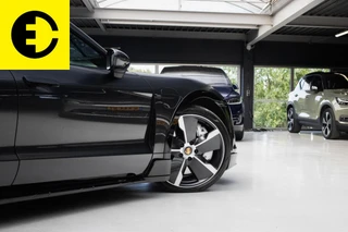 Porsche Taycan – thumbnail 39