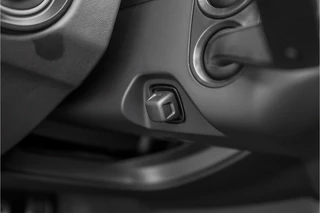 Porsche Cayenne – thumbnail 45