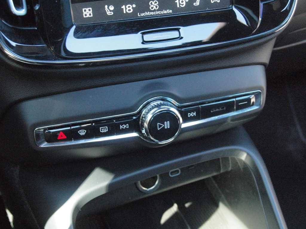 Volvo XC40 – foto 22