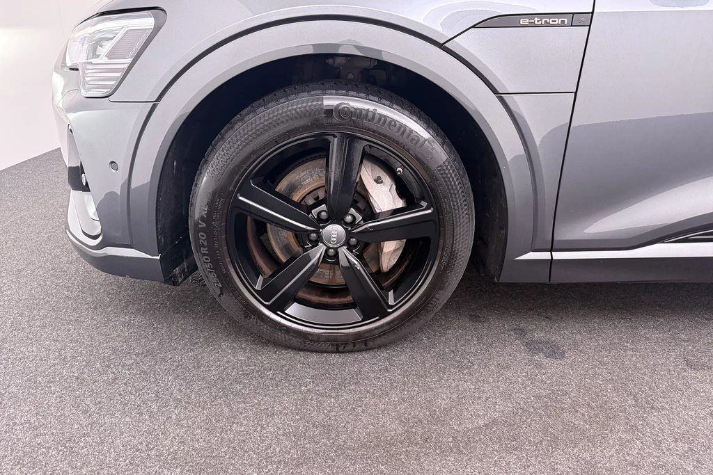 Audi e-tron – foto 7