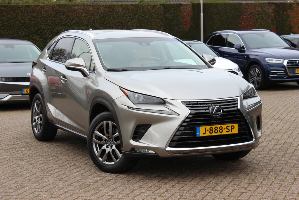 Lexus NX – foto 7
