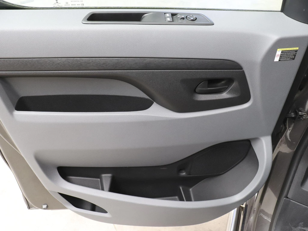 Opel Vivaro-e – foto 19
