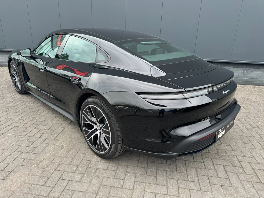 Porsche Taycan – foto 4