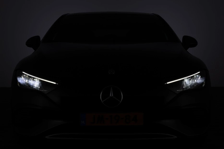 Mercedes-Benz EQE – foto 9