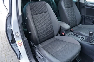 Volkswagen Golf – thumbnail 22