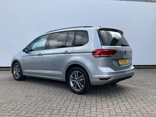 Volkswagen Touran – thumbnail 1