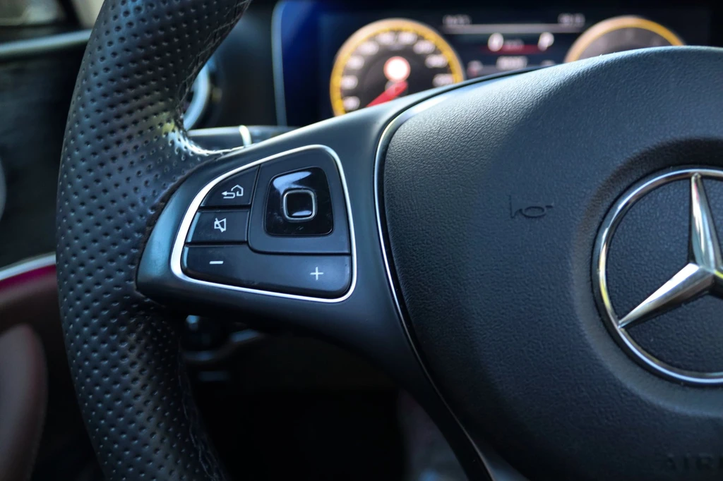 Mercedes-Benz E-Klasse – foto 27