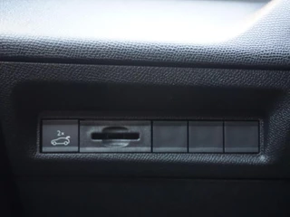 Peugeot 308 – thumbnail 14