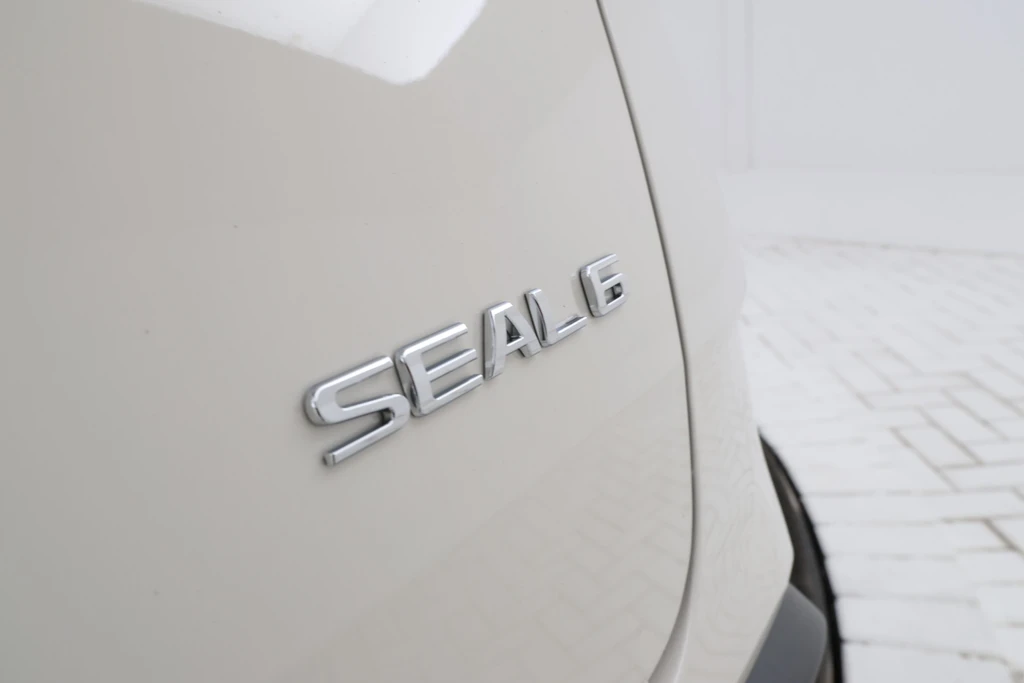 BYD SEAL – foto 11