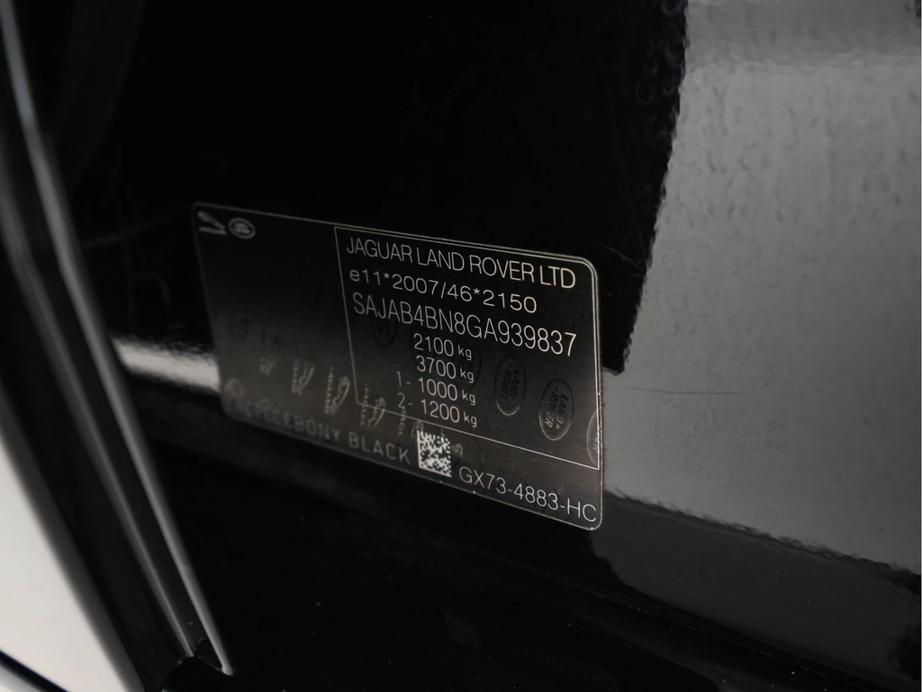 Jaguar XE – foto 28
