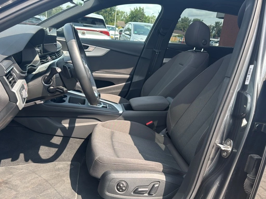 Audi A4 – foto 11