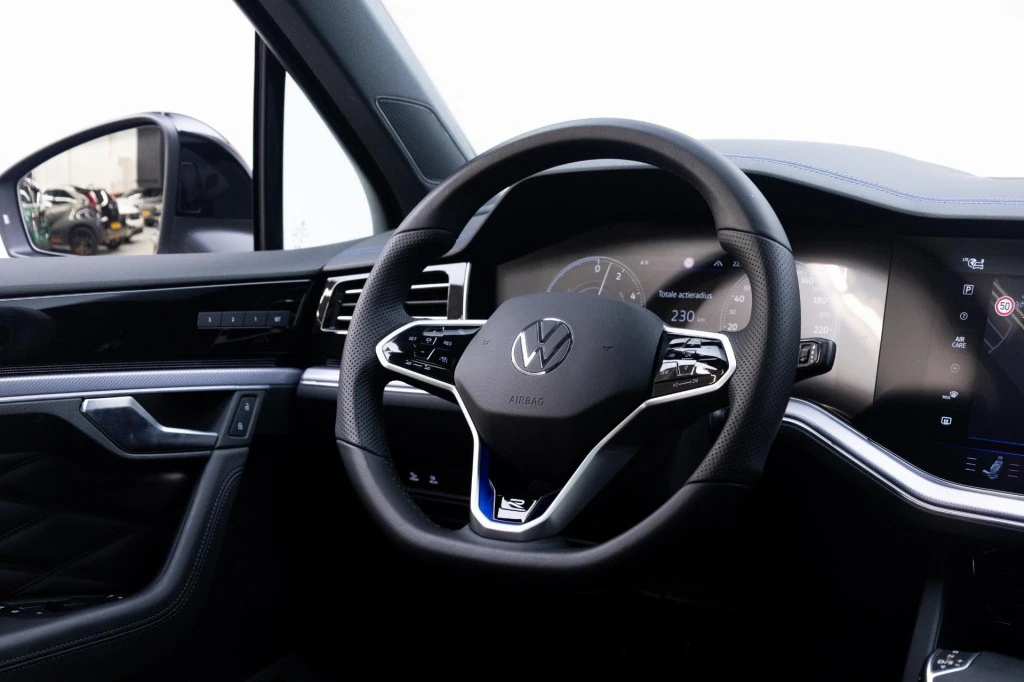 Volkswagen Touareg – foto 14
