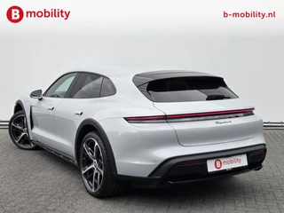 Porsche Taycan – thumbnail 3