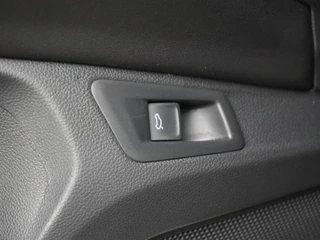 Volkswagen T-Roc – thumbnail 36