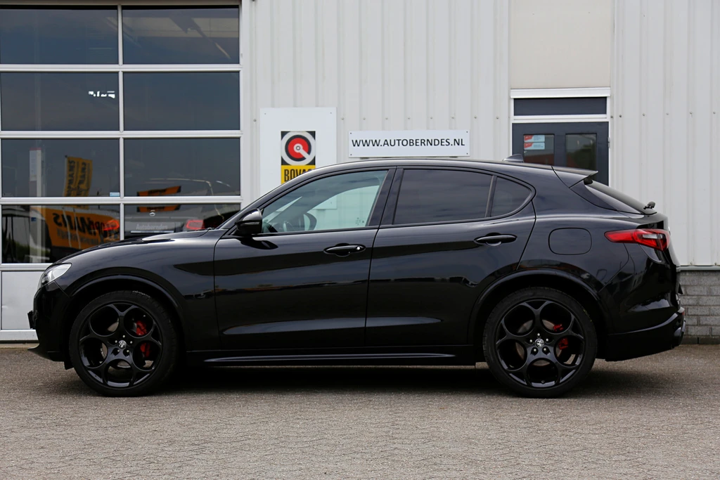 Alfa Romeo Stelvio – foto 4