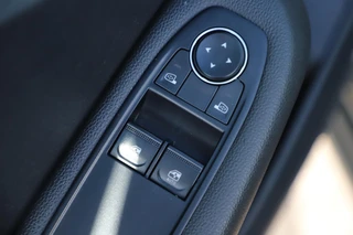 Renault Clio – thumbnail 11