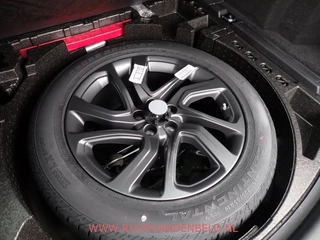 Land Rover Discovery Sport – thumbnail 37