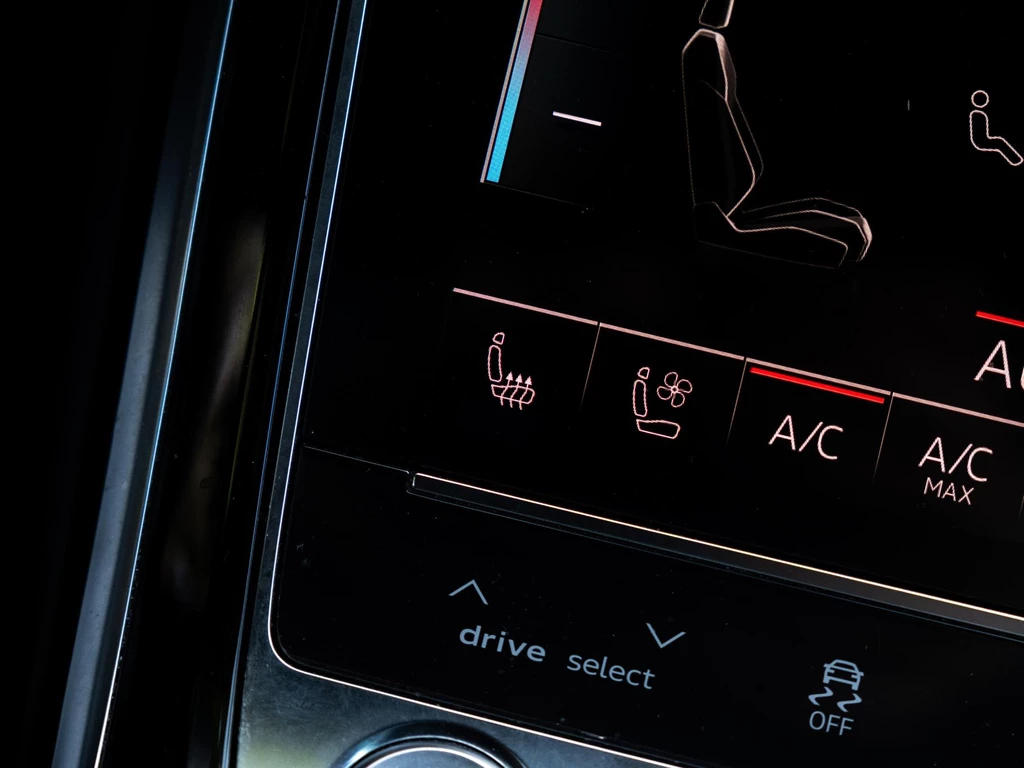 Audi A8 – foto 47
