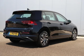 Volkswagen Golf – thumbnail 2