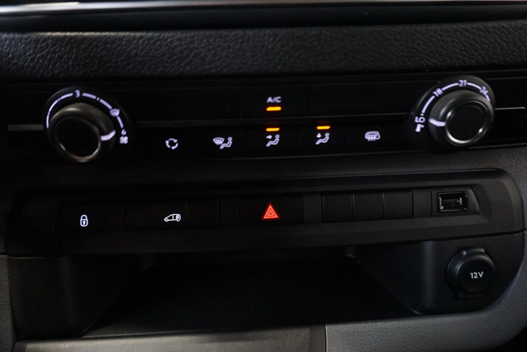 Opel Vivaro – foto 12