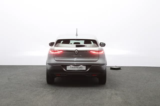 Renault Megane E-Tech – thumbnail 4