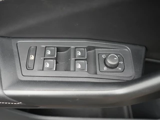 Volkswagen T-Roc – thumbnail 38