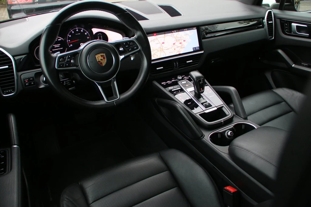 Porsche Cayenne – foto 9