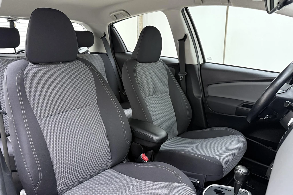 Toyota Yaris – foto 12