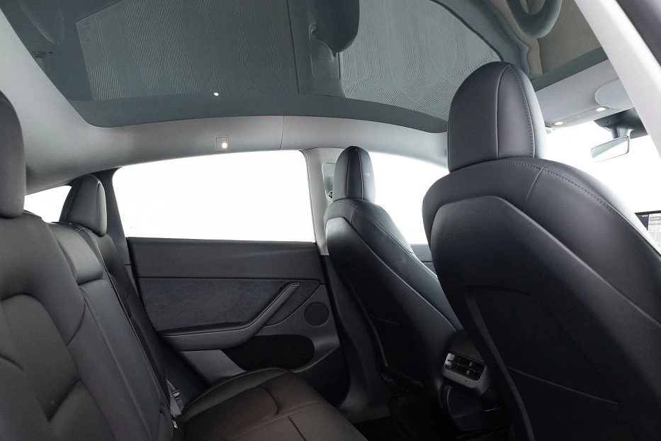 Tesla Model Y – foto 12