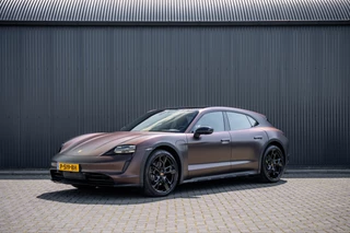Porsche Taycan – thumbnail 1