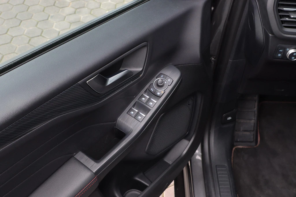 Ford Kuga – foto 22