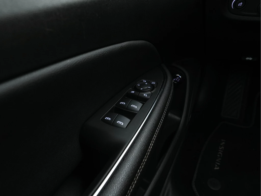Opel Insignia – foto 21