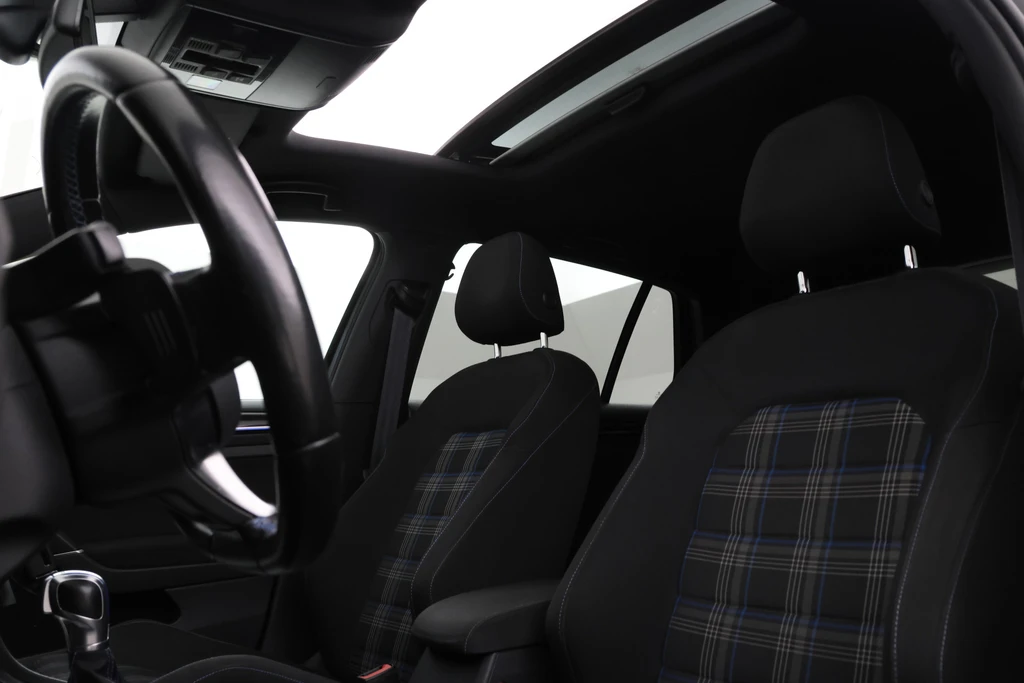 Volkswagen Golf – foto 28
