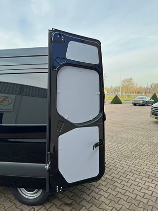 Mercedes-Benz Sprinter – thumbnail 24